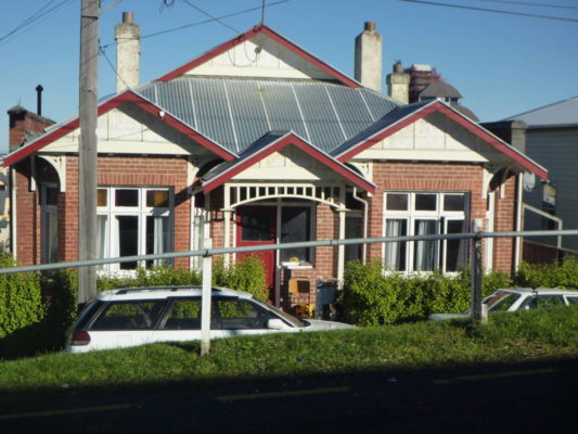 138 St David St front from high road